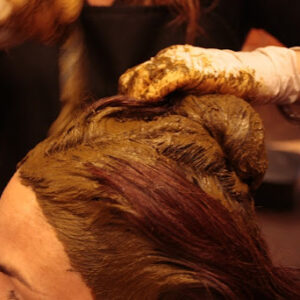 Henna Apply